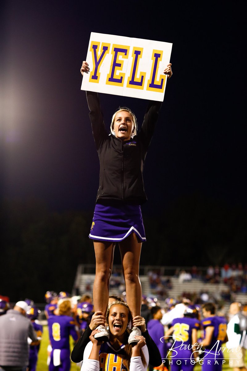 BowenArrowPhoto's tweet photo. You gotta love those #FridayNightLights https://t.co/i2nkddHKwY