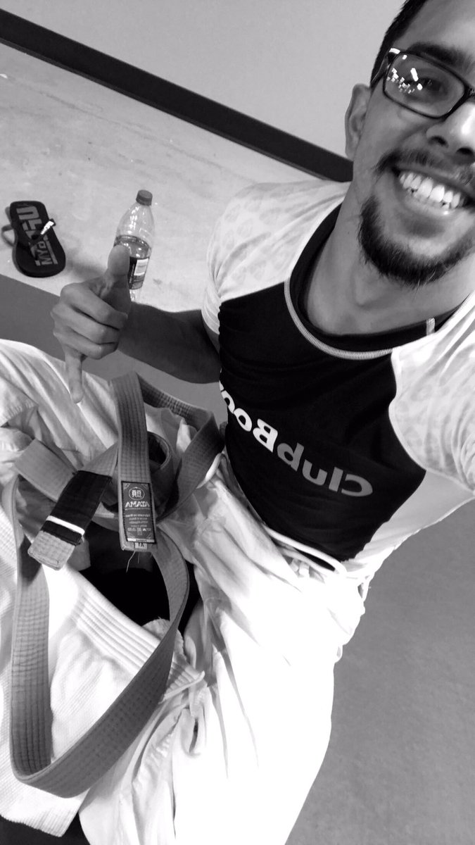 CombattDanny's tweet photo. Cleansed that I'm able to wake up everyday and do what I love. #JiuJitsu #Oss #BlueBelt #ClubBoost @ClubBoost https://t.co/t4kjLvOhqV