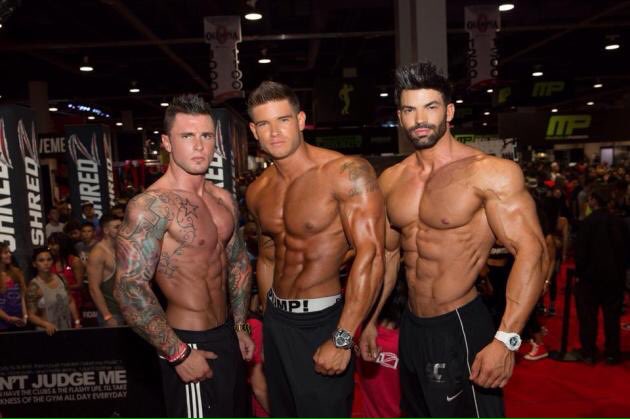 AlphaDerekW's tweet image. Fitness Competition 💪🏻