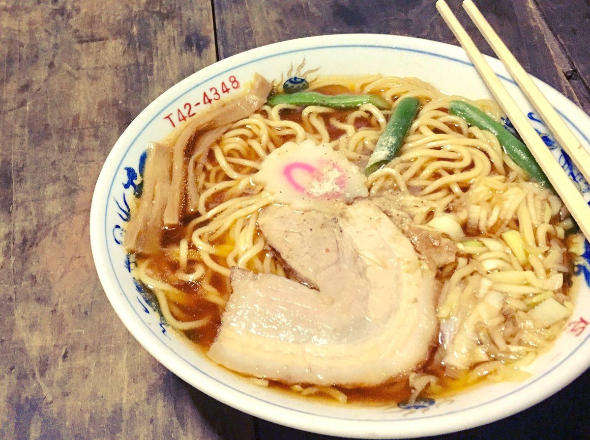 あとりえうたかた 結局腹減っていつもの出前ラーメン ラーメン好き過ぎだからフジワラーメンと改名する所存です ラーメン いつものラーメン 出前 保原屋食堂 飯坂町 飯坂温泉 あとりえうたかた 結局腹減っていつもの出前ラーメン ラーメン好き過ぎだからフジワラーメンと改名する所存です ラーメン いつものラーメン 出前 保原屋食堂 飯坂町 飯坂温泉