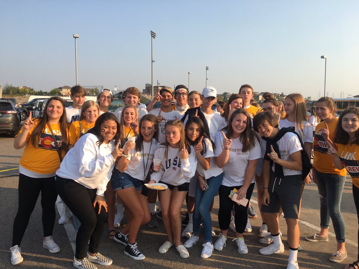 phsmustangs's tweet photo. Mustangs kick off the season with a 31-21 win over Legend! Great game! Awesome spirit! @CHSAA https://t.co/32A0den37W