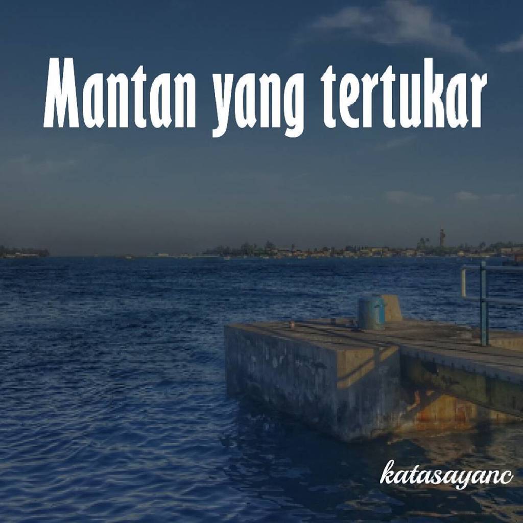 KataSayanc's tweet photo. Mantan yang tertukar, atau perasaan yang tertukar? .
#katasayangg #katasayanc #dagelan #pathinron https://t.co/pEftdWQ5mo
