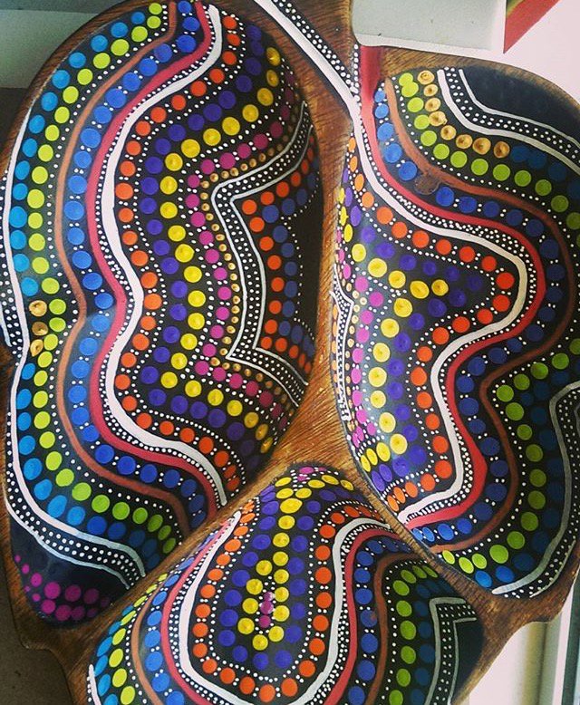 cullyfest's tweet photo. celebrating all forms of #Aboriginal #culture #aboriginalart . These beautiful bowls made by @annaconn67 #indigenousart #cullyfest https://t.co/B5XNlok4cS
