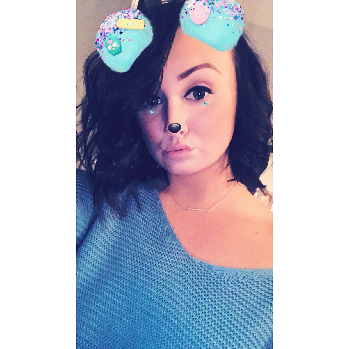 _saaaarrrrrr's tweet photo. Wishing I could walk around with a Snapchat filter https://t.co/vNw1S5hXbo