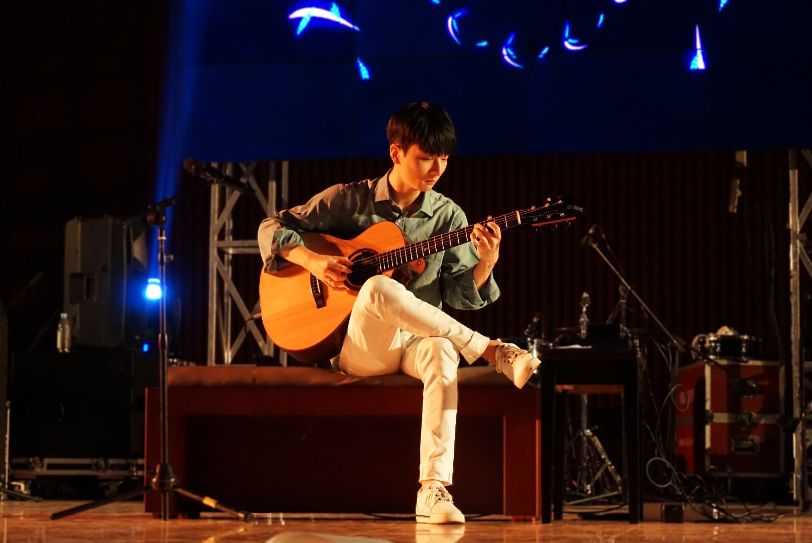 Happy birthday to my inspiration, Sungha Jung!     