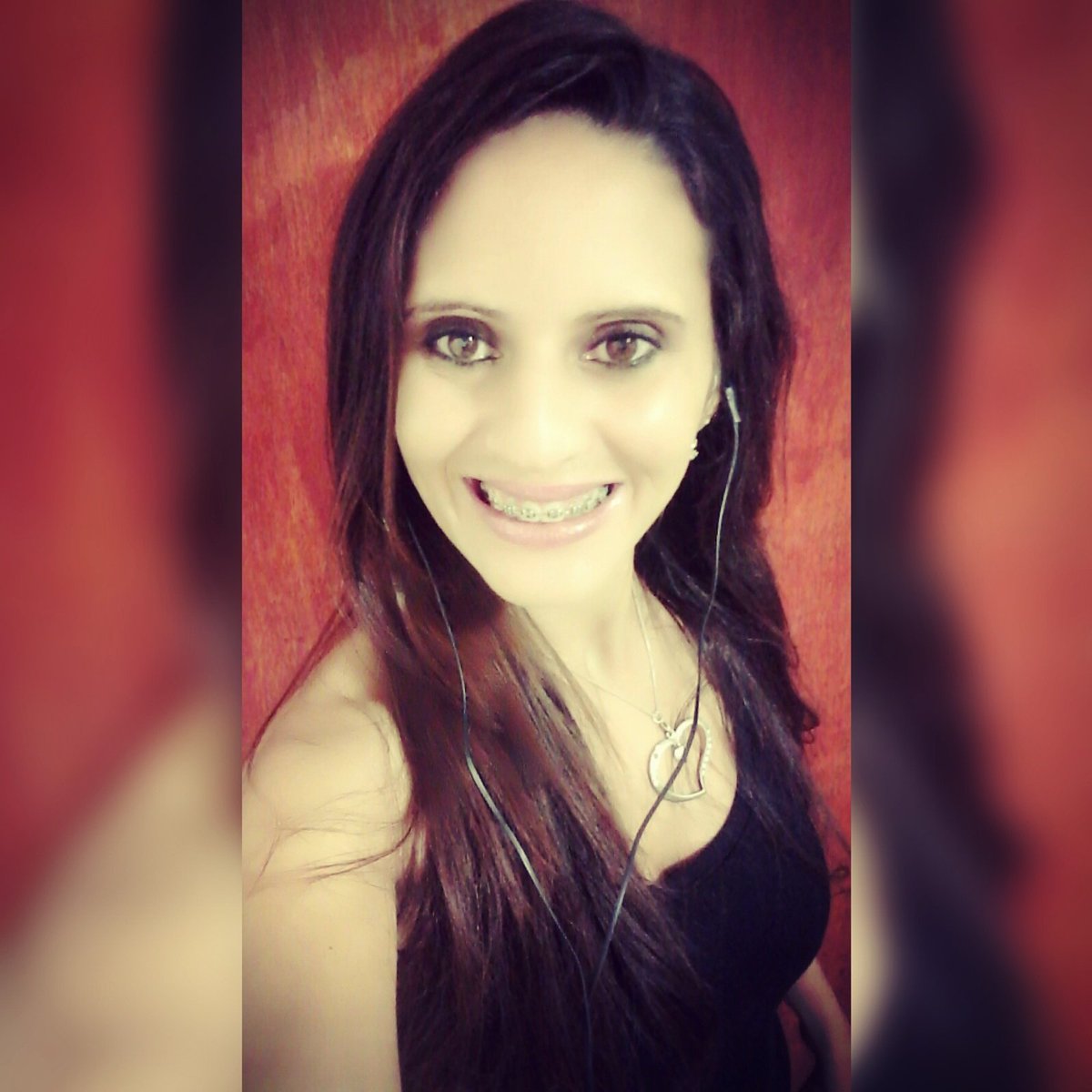 Lyssah51's tweet photo. #NewProfilePic https://t.co/11hTGxR371