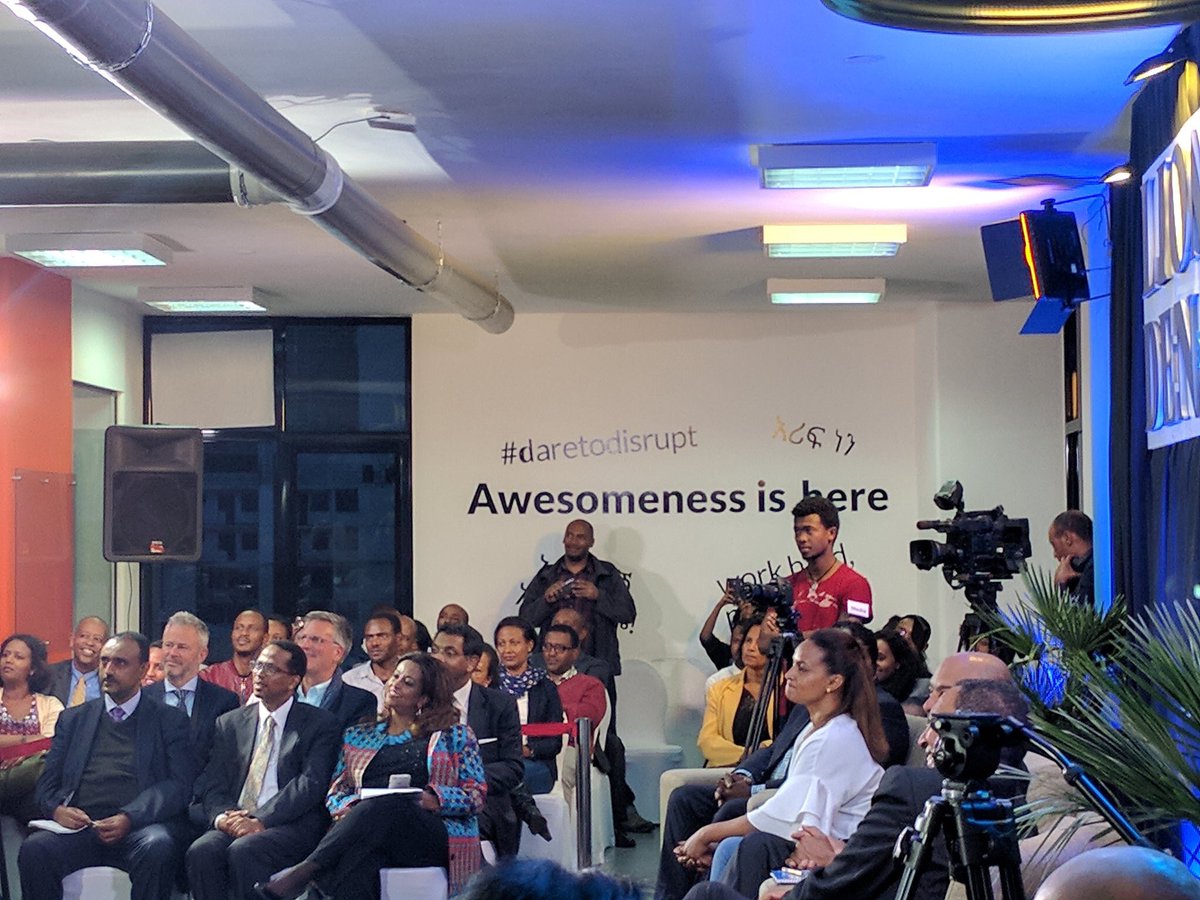 Young entrepreneurs in #Ethiopia successfully pitched their startups to potential investors. Raised Birr 7.0 million! <a href="/blueMoonEth/">blueMoon Ethiopia</a> #LionsDen