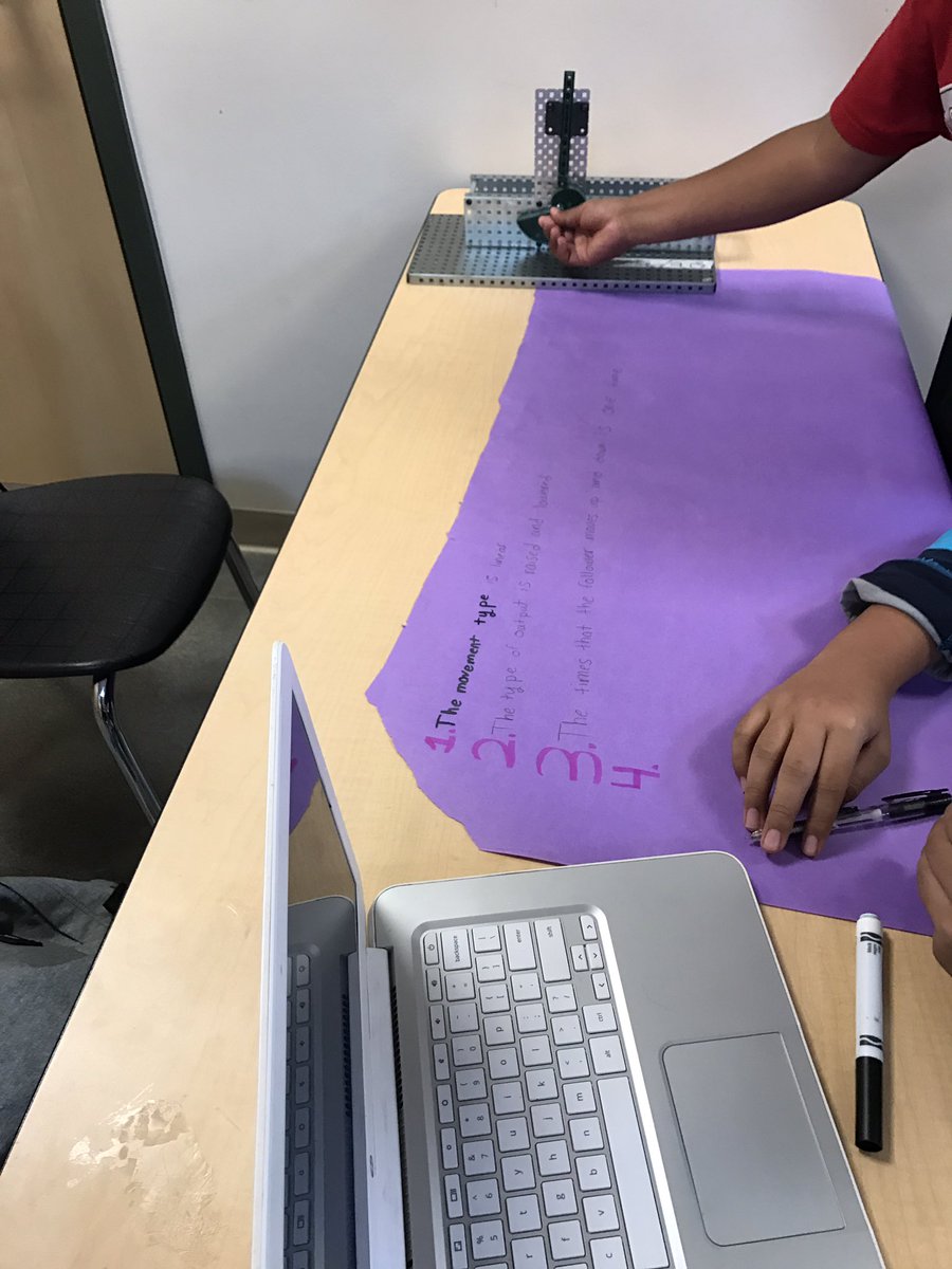KernStem's tweet photo. Explaining mechanical gears in robotics. #PLTW https://t.co/CqtZkSJEiX