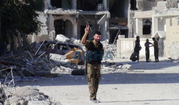 AlcuinBramerton's tweet photo. #Syria: #SDF & #Kurdish forces clear #ISIS out of #Diriya & #OldRaqqa. https://t.co/b05B35YgqY #1ab #Raqqa #Miror #Barid #Nahda #Amin #Rowda https://t.co/dtVJqRlcFt