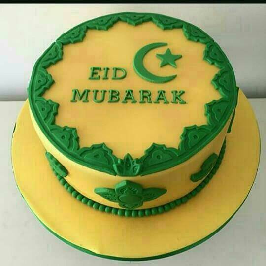 Торт на уразу. Мусульманский торт. Украшение торта на Рамадан. Торт украшения мусульманская. Мусульманский декор на торт.