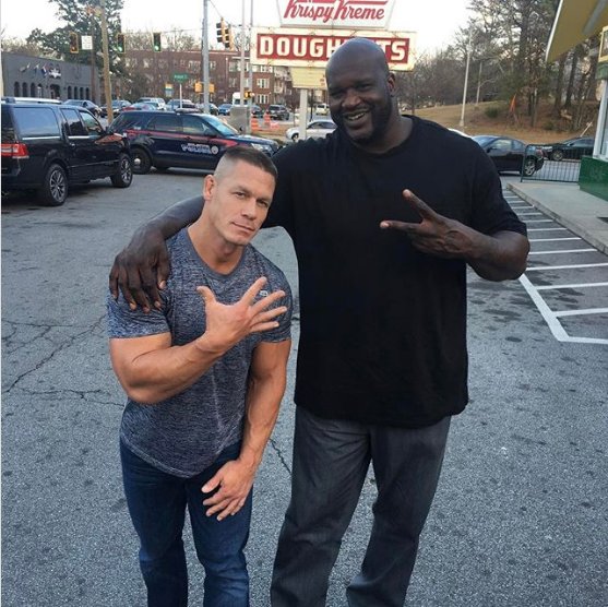 SHAQ Making Everything Things Look Tiny #shaq #shaquilleoneal #tinythi