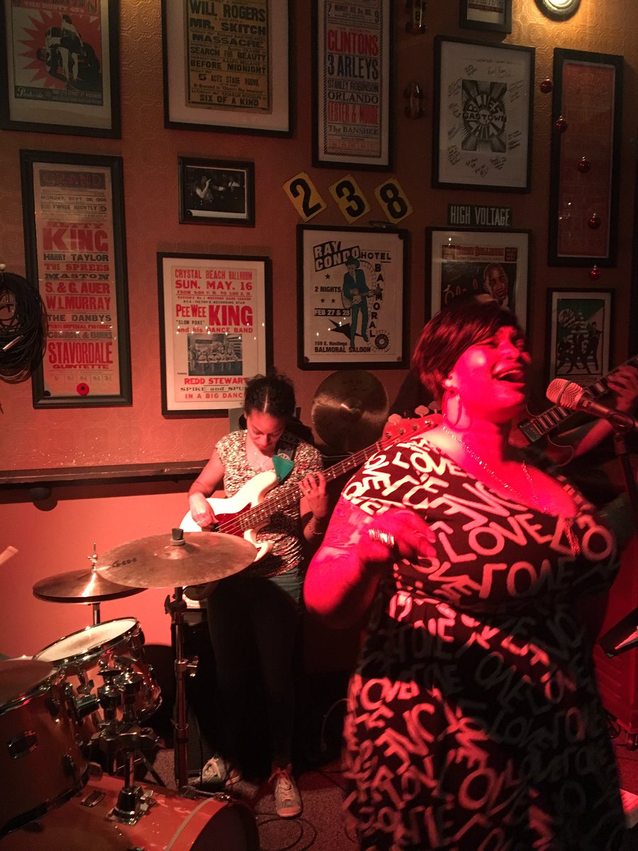 RevelRoom's tweet photo. The revel room was #rockin 2-nite! @JJThames @JJThamesHQ &amp; the Violet Revolt dynamite show #Mississippi #deltablues new album feb 2018! https://t.co/8eltZl5LCQ