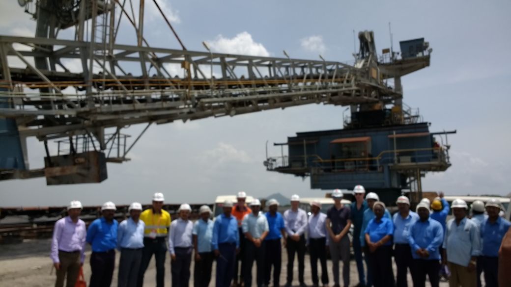 AustradeIndia's tweet photo. #ABWI #Mining delegation visit #SingareniCollieries' RG3 open cast mine &amp; gets an overview of the mining operations. #SCCL https://t.co/qqZIr9A3vC