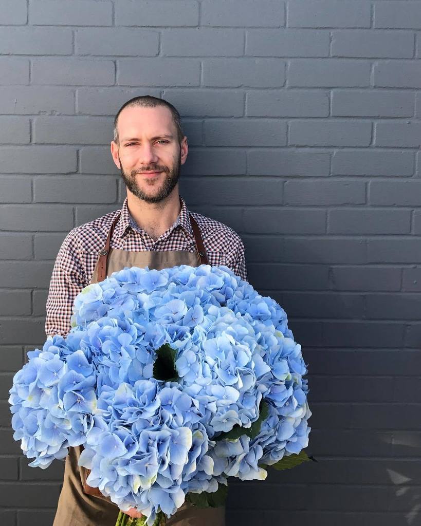 Good morning flower people! #skyblue #hydrangea ift.tt/2gz20RQ