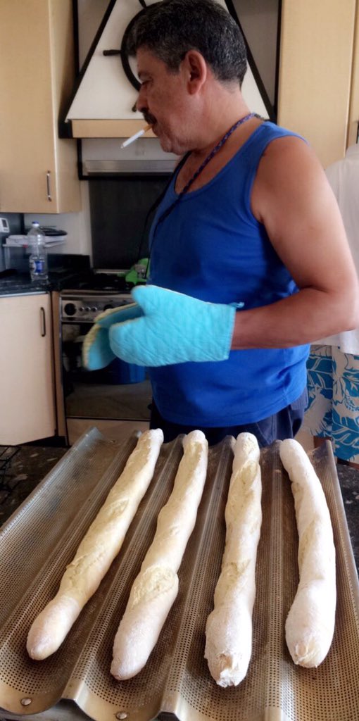 nournwassef's tweet image. Dad goals #chefpapi