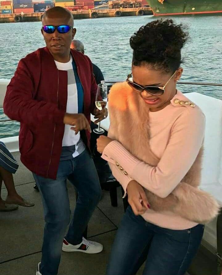 MiniAzukiwe's tweet photo. MOOD : Because it's Saturday and on Saturdays we COCO 😍 
@COCOCPT  #cocosaturdays https://t.co/J3G0HK19tH
