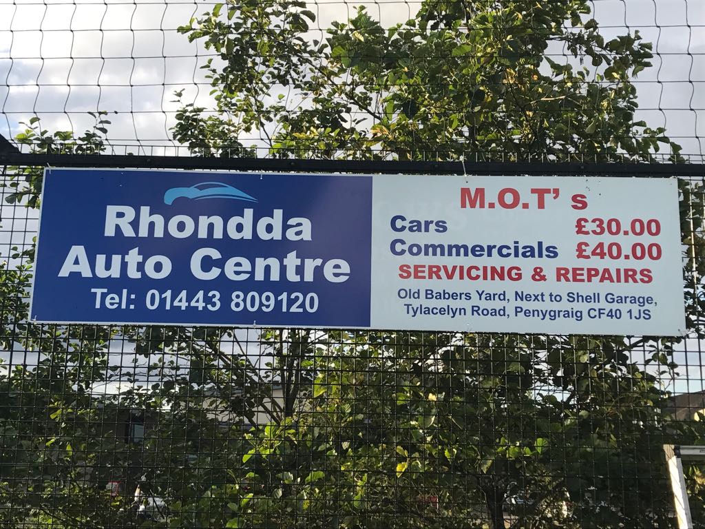 Penrhiwfer_Fc's tweet image. Some more sponsor's being put up at the ' Fer Camp ',a big thank you for your support