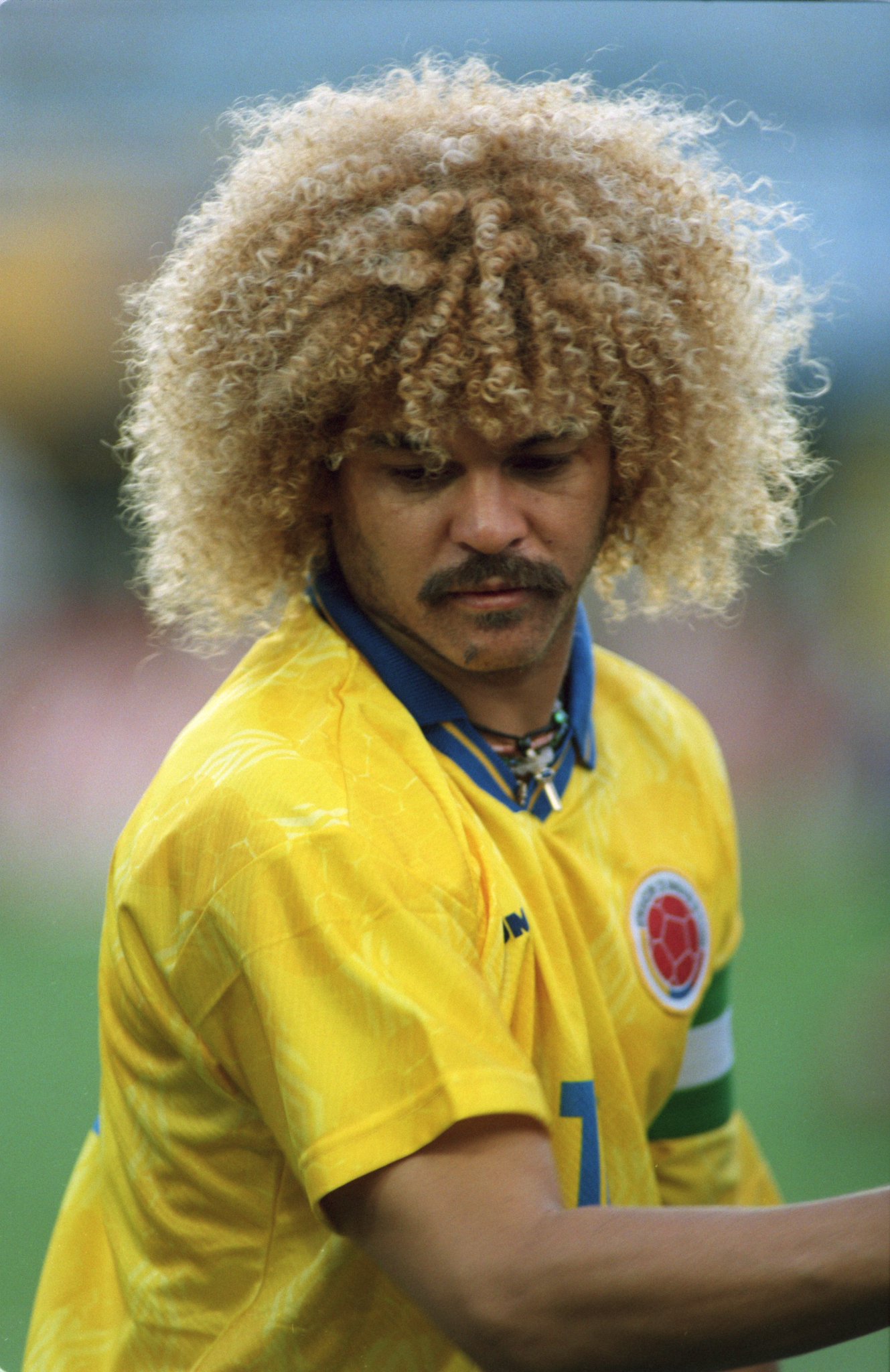 Happy Birthday Carlos Valderrama. One of the most famous haircuts in world football. 