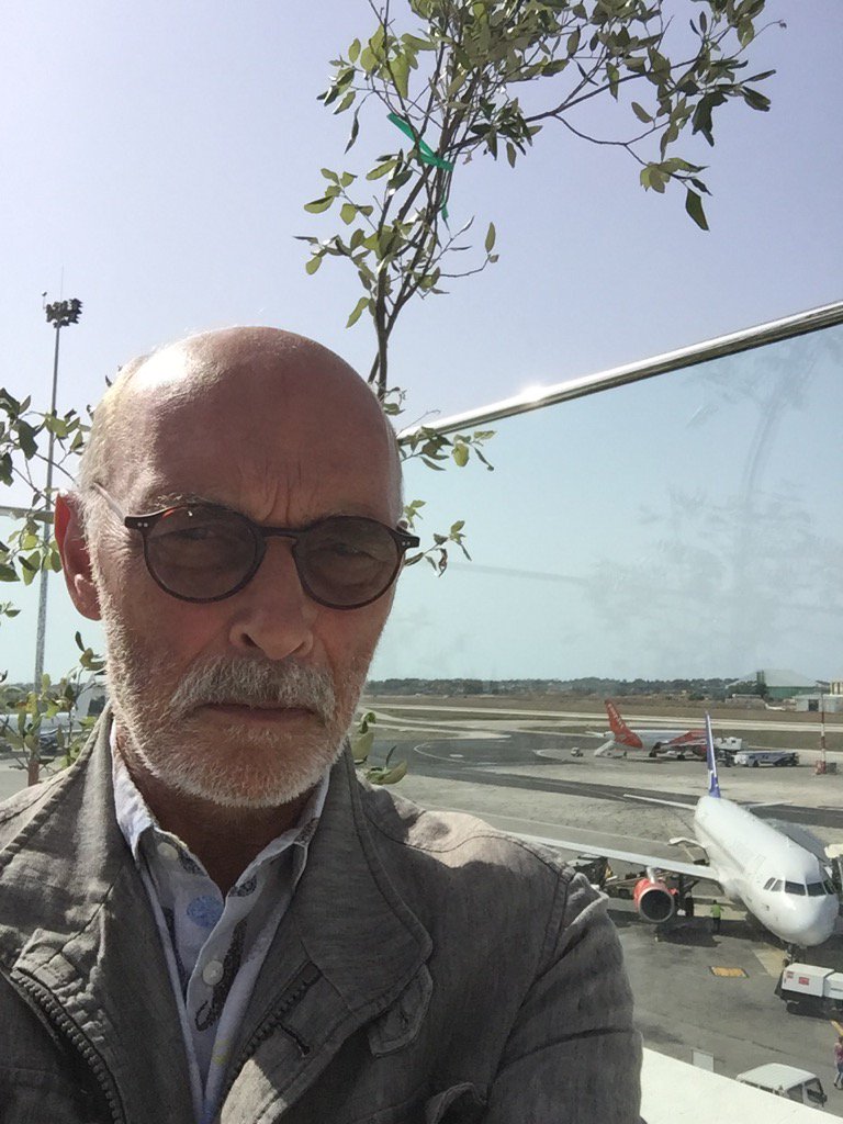 Randyll on the Frazzle leaving Malta..and he wasn't here to see England win 4-0. #GameOfThrones #Popey #bendtheknee