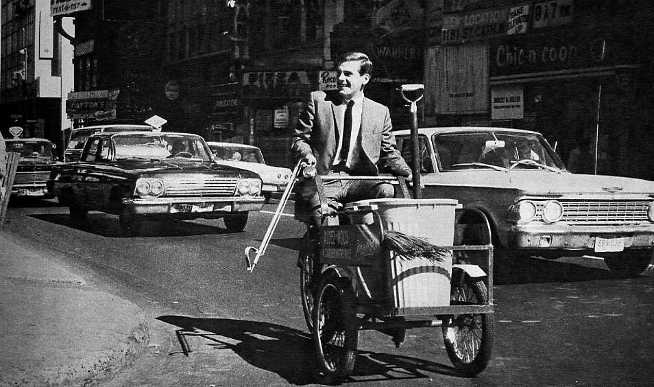 Pierre Lalonde, chanteur et animateur, sur un triporteur de la ville de Montréal, 1963 #histoire