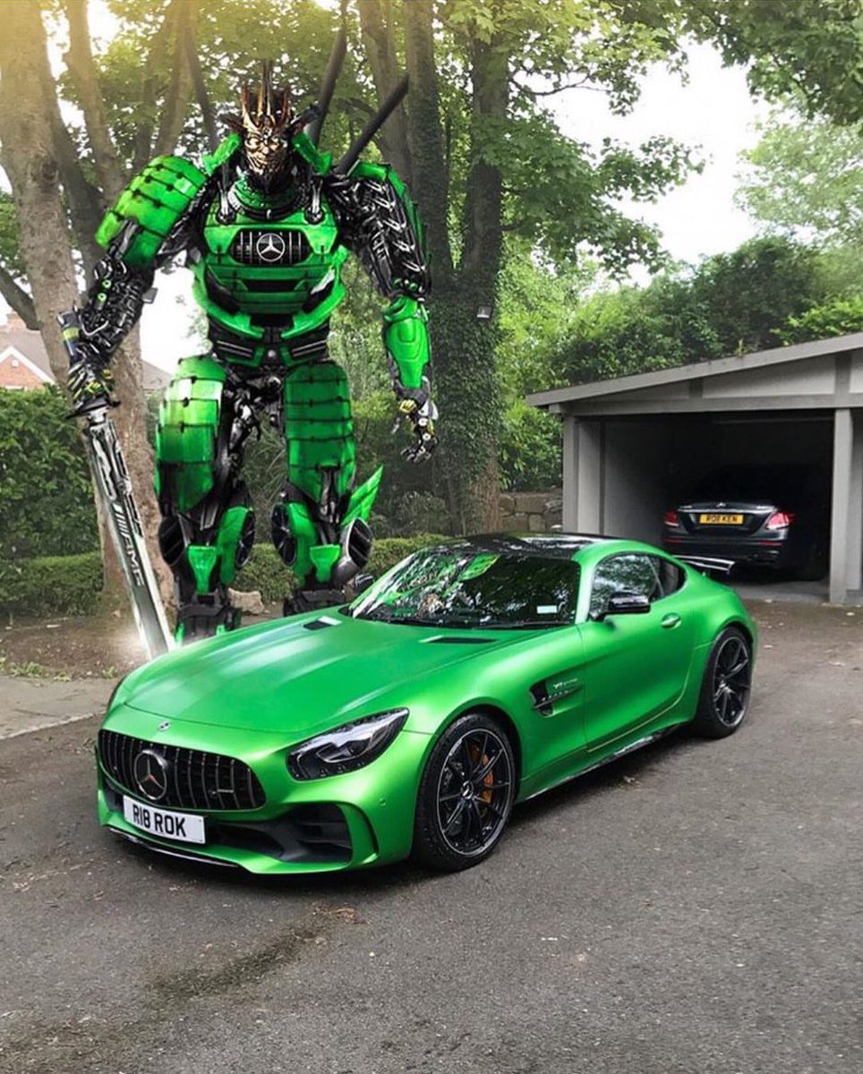 matchmyrideuk's tweet photo. This has to be pic of the week by far ππππ Credit: @rokenr #matchmyride #mmr #Mercedes #AMG #MotorHappy #PicOfTheWeek #cars #transformers https://t.co/ja6jdvVPOp