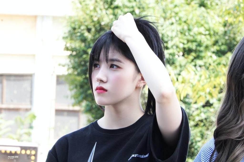 878craze's tweet photo. OWSHT!!!!!! #DDIDDI LOOKS SO HANDSOME!! IT'S CRAZEEHHH!! WHT SHLD I SAY!!!
#XIYEON #PRISTIN #프리스틴 https://t.co/rmScd33mlb