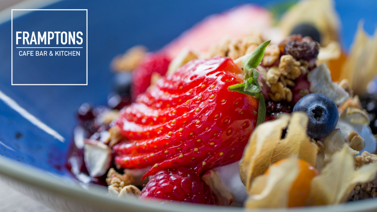 FramptonsNF's tweet photo. Overnight oats with fresh fruit and honey - looks, sounds &amp; (trust us) tastes delicious! #FramptonsNewForest
Book:  https://t.co/1nBv4EEPsQ https://t.co/yQjdkSm4Rv