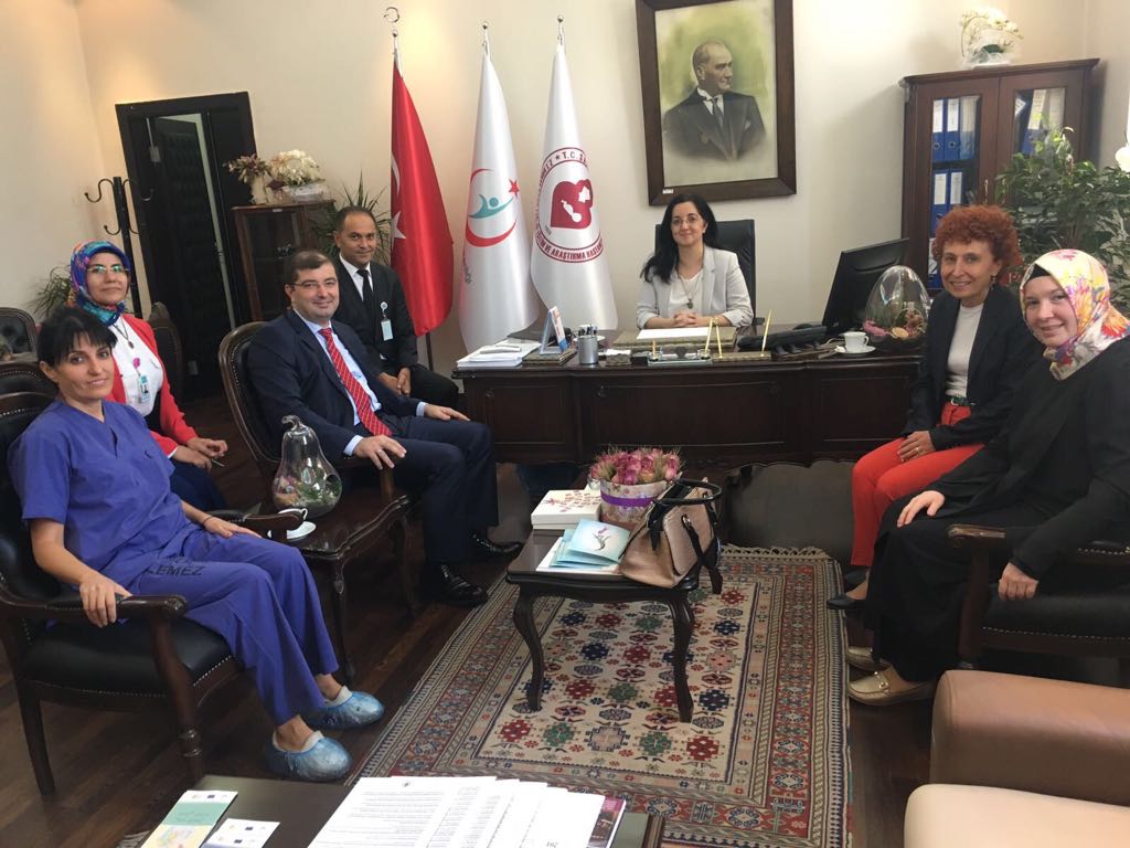 ankara1khb's tweet photo. Tibbi cihaz kurum baskan yard. dr.Ali ALKAN ztb ea hastanemize bayram ziyareti. https://t.co/RmQzds4FKt
