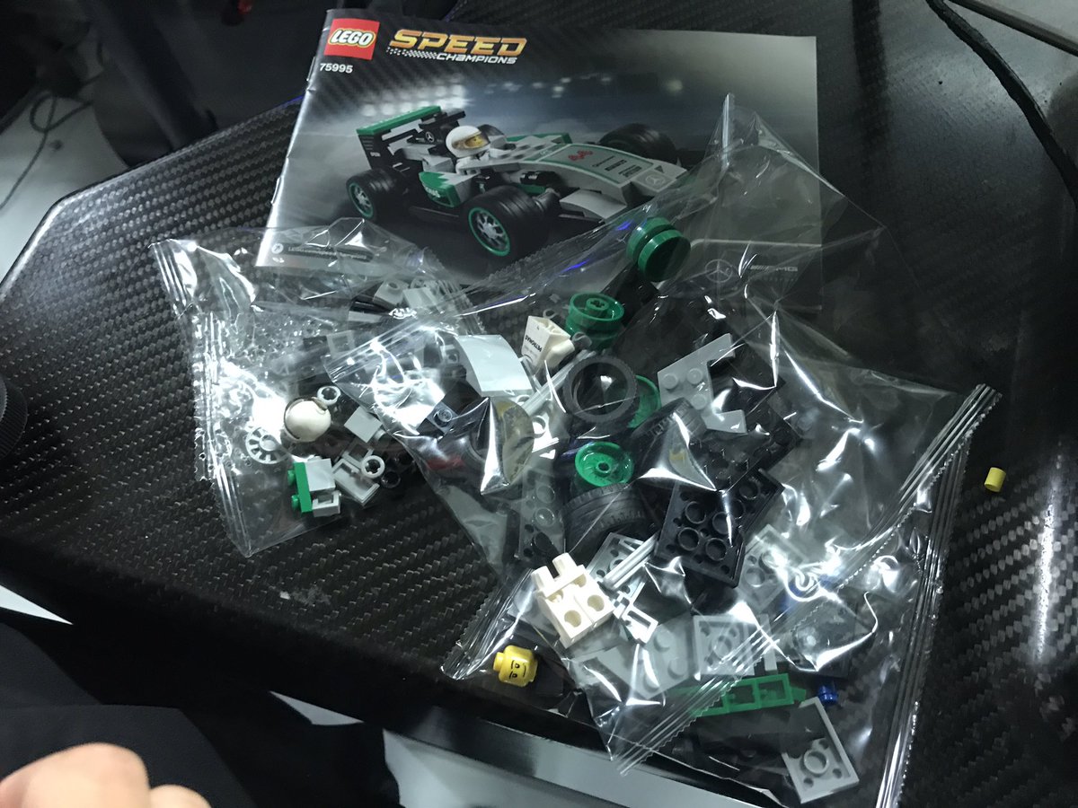 lego 75995
