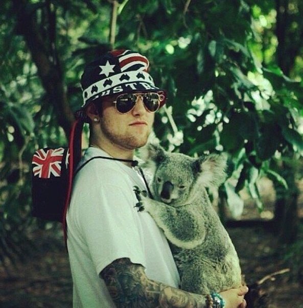 MacMillerInfoFR's tweet photo. Fall In Australia and New Zeland / Start on September 21st 🌴 https://t.co/bB9ZaQAj2L