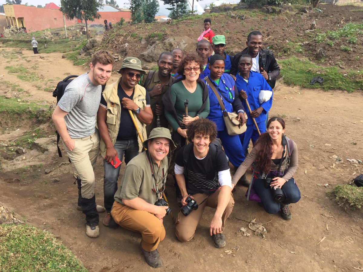 AmiaPamela's tweet photo. Best travel team ever 
Thanks Rwanda for the wonderful week of adventure 
#KwitaIzina2017 #RwandaLove https://t.co/TQPEepuRAG