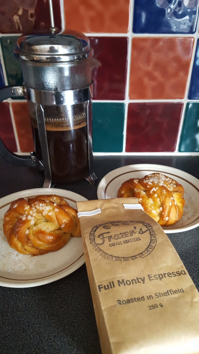 MashtunandMeow's tweet photo. Brunch today has a distinctively Sheffield theme - @FrazersCoffee with our favourite cardamom snurrs from @ForgeBakehouse #shoplocal https://t.co/UKhscMHlkh