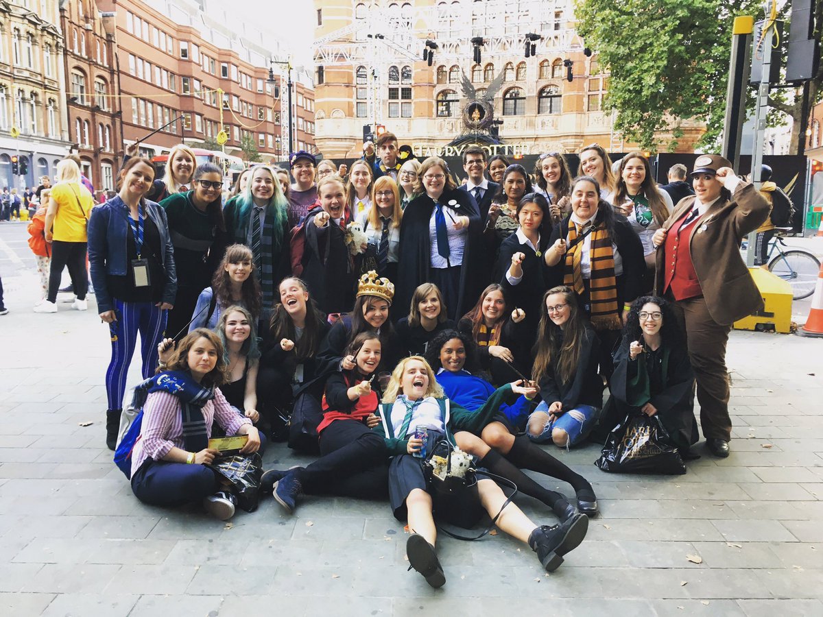 HPPlayFans's tweet photo. Thank you to everyone who came yesterday we had a blast! Keep your eyes peeled for more events coming soon #19YearsLater #BackToHogwarts ❤️ https://t.co/0BgnwsN4t2