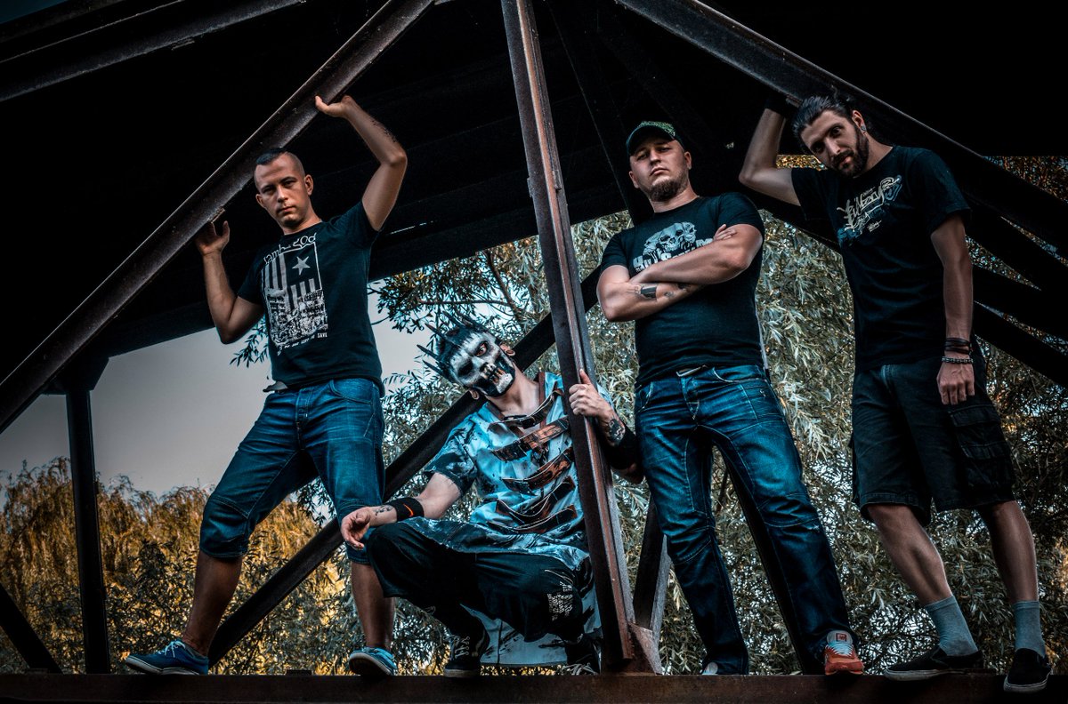 KillScreaMband's tweet photo. Got some new pictures)
More photos here https://t.co/uWribLvSMU https://t.co/3qcf19hI99