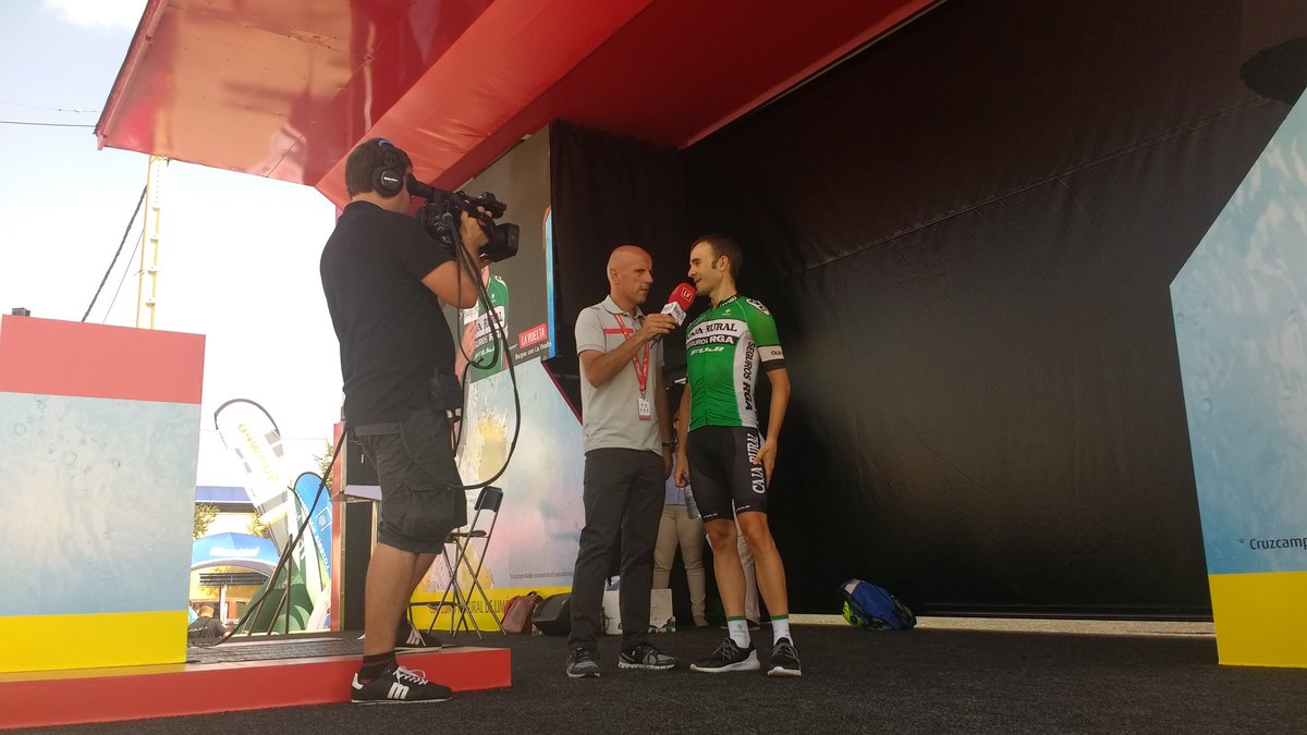 Staff and riders of <a href="/CajaRural_RGA/">Team Caja Rural-RGA</a> and <a href="/segurosrga/">Seguros RGA</a> in good spirits at the start of <a href="/lavuelta/">La Vuelta</a> in Ecija #LV2017
