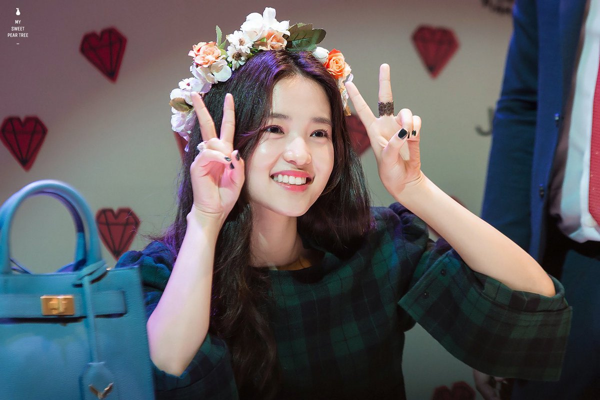 n년전 오늘의 김태리 tweet media