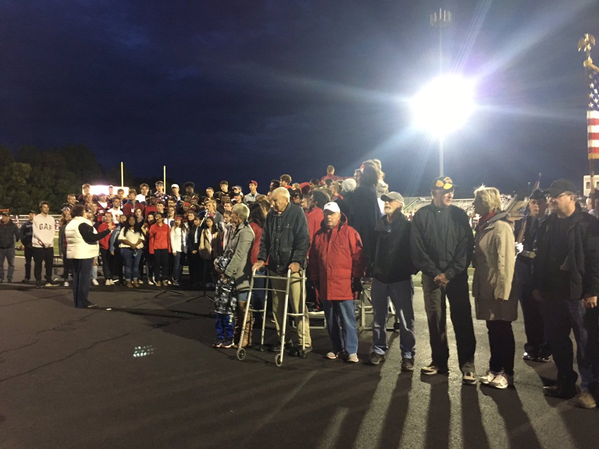 Veterans recognition last night @napls_hs game. Loved talking with these heroes including our own @Covey18564513! #ForWhatWeStandNA