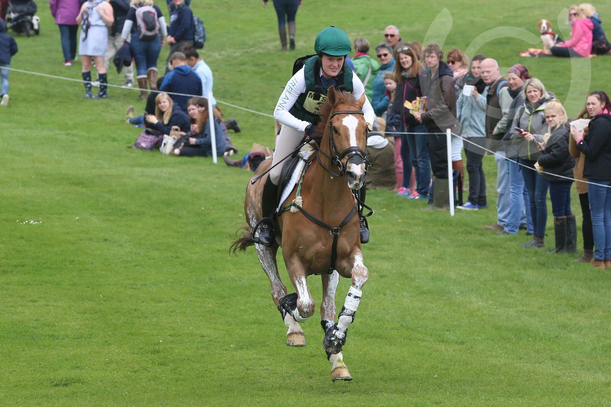 Hit Air rider Clare Abbott and her incredible horse Euro Prince now on course @LRBHT_Official <a href="/EventingIreland/">Eventing Ireland</a> here's them at <a href="/bhorsetrials/">Badminton Horse Trials</a>