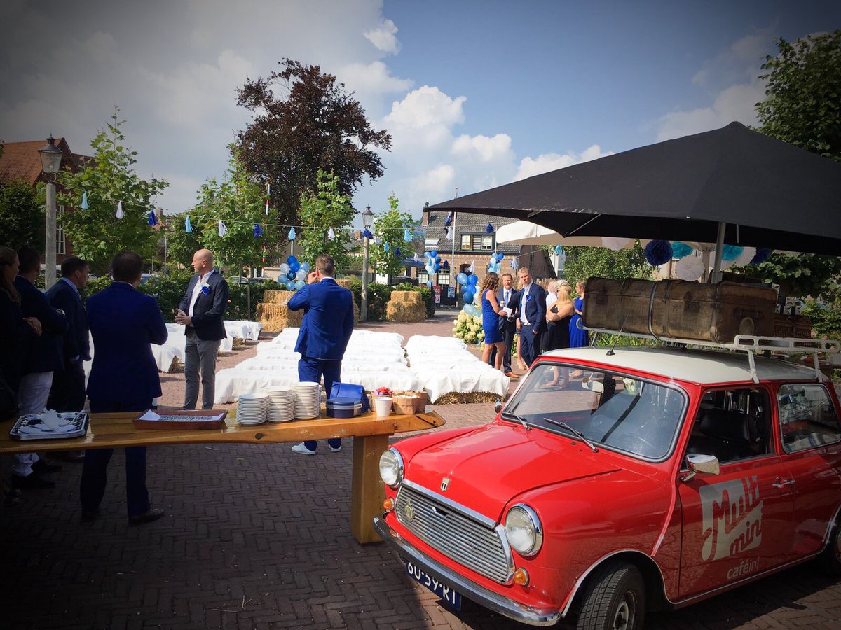 MultiMini's tweet photo. Wat een mooi feestje gister! De Caféini was getuige van het ja-woord in Warmond! #espressobar #bruiloft #koffiebar https://t.co/Os06XsldWk