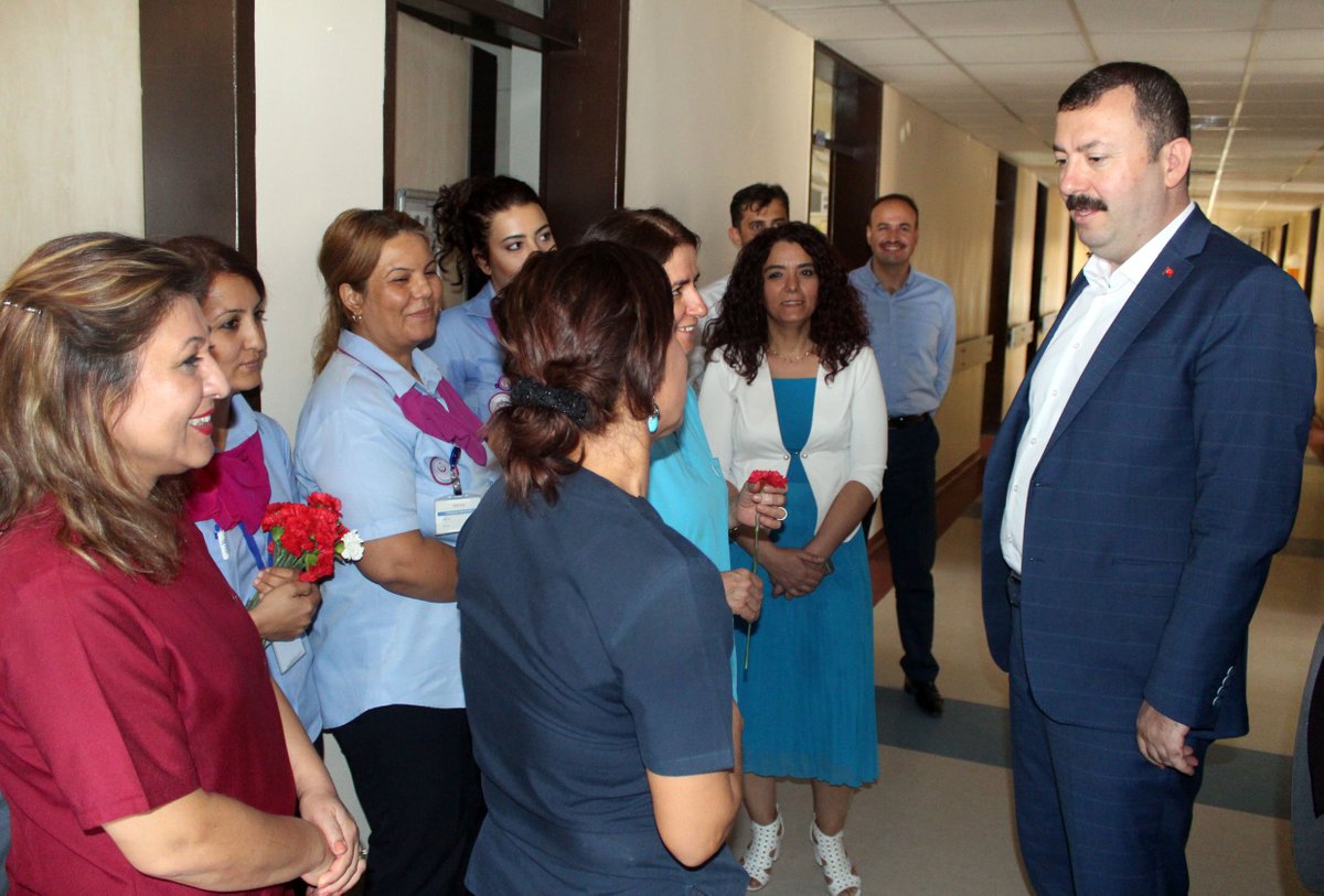 Türkiye Kamu Hastaneleri Kurum Başkanı <a href="/drhasanaydinlik/">Hasan Aydınlık</a> Denizli DH'de sağlık çalşanları ve hastalrın Kurban Bayramını kutladı #81il81ziyaret