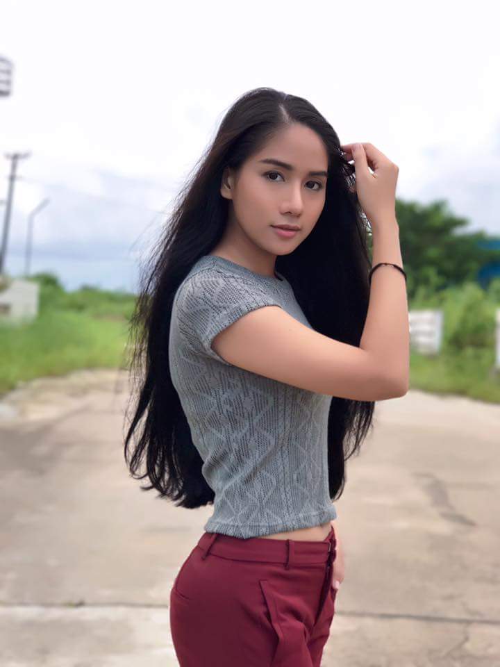 mmcutemodels's tweet photo. ပိုးၾကာျဖဴခင္ https://t.co/SI4VitTQsG