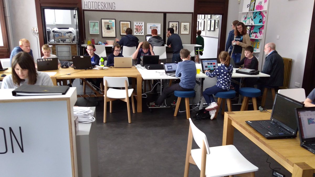 CoderDojoStirli's tweet image. First coderdojo in Codebase Stirling!!
