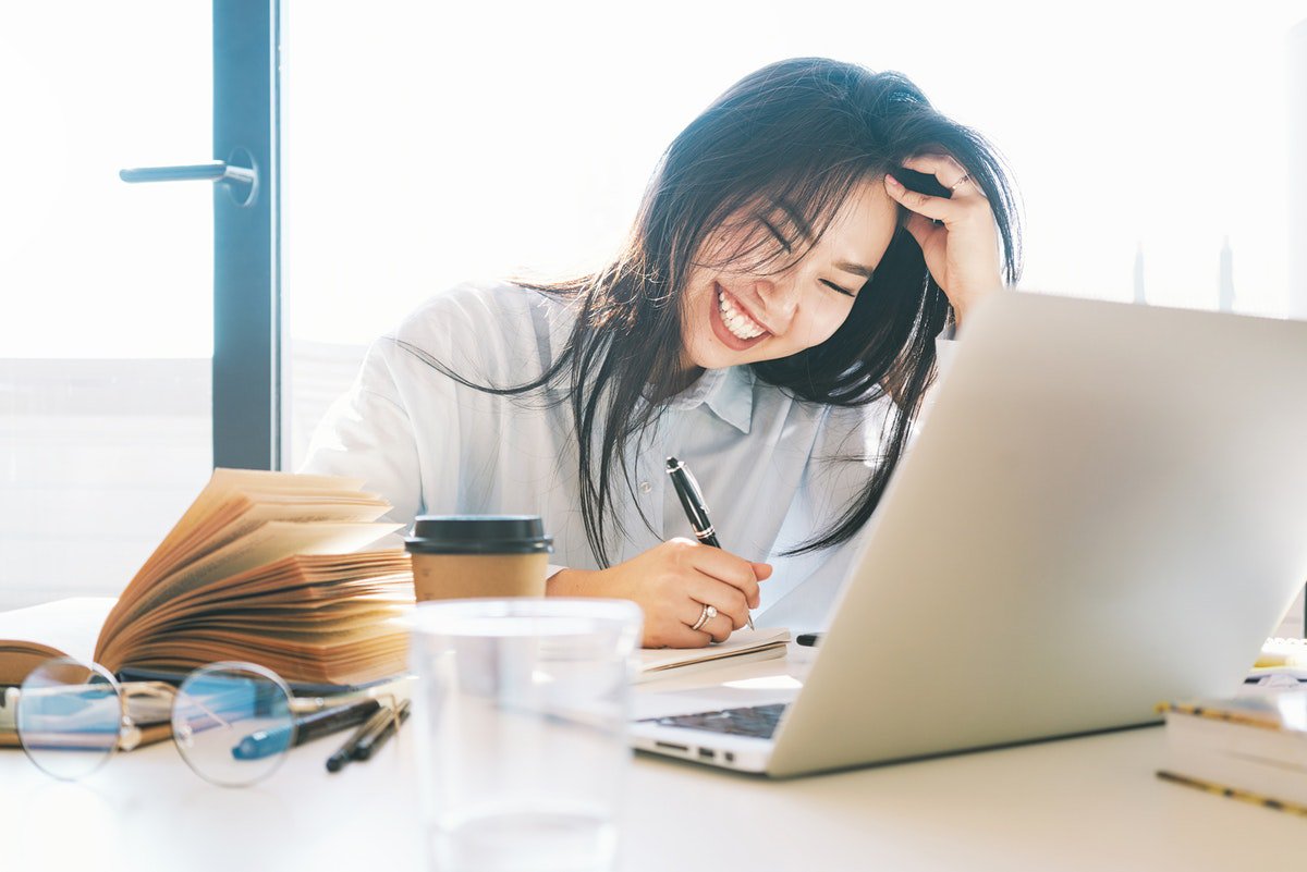 holmes1_neil's tweet photo. What's The Best Career Advice You've Ever Received? 24 People Share The Tips That Helped Them https://t.co/xcQUDd1SLi https://t.co/KwiXUv98jf