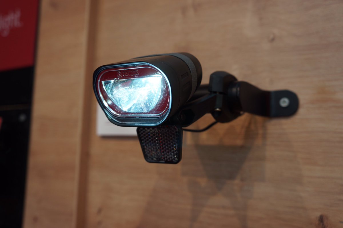 bicyclemedia's tweet photo. The new Axendo #lights @EUROBIKE_SHOW from #Spanninga has adopted Philips flare free #optics #EurobikeShow https://t.co/bJYocsI8iA