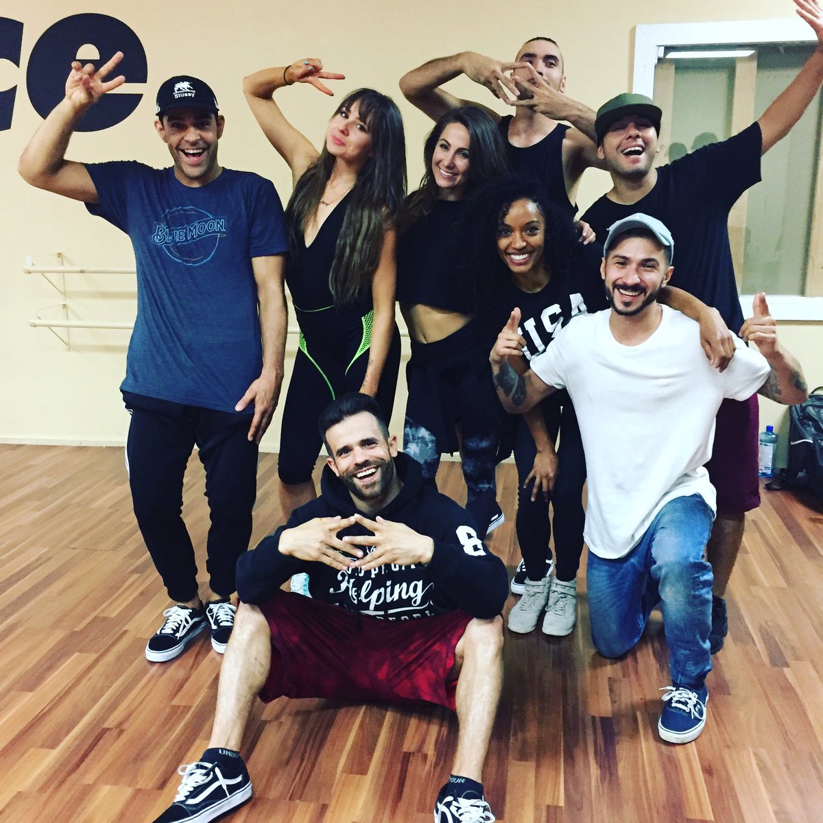 See you Sunday @thelinq pool! #kickstart #linqlife