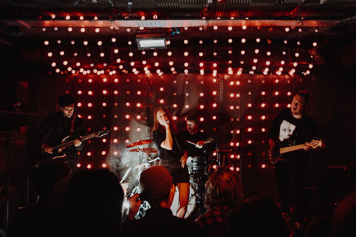 Small Pond Big Fish tweet media