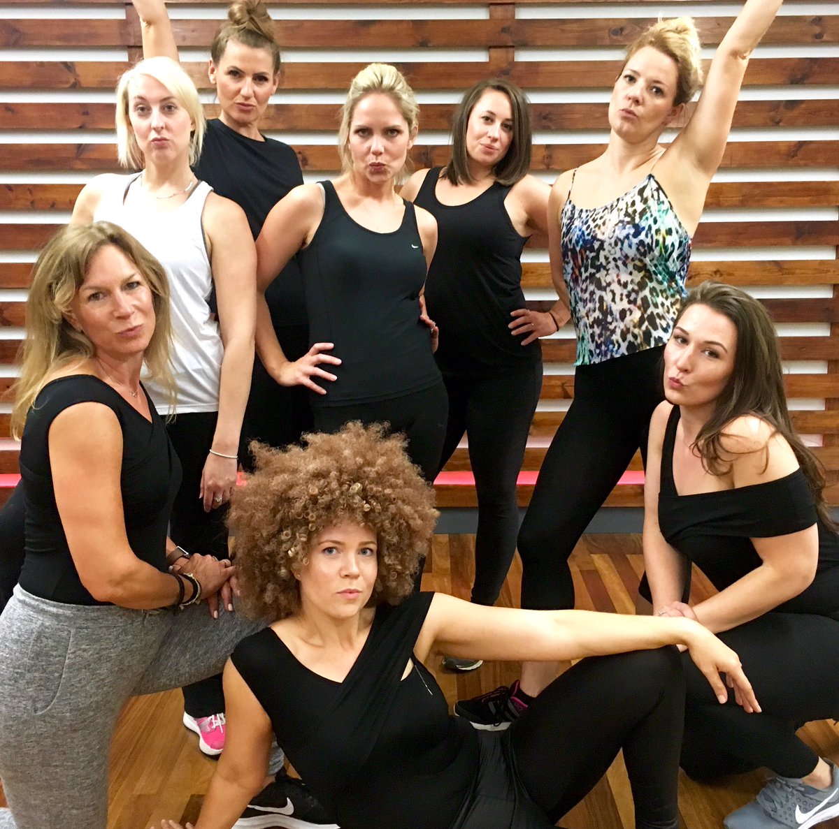 The best pouts for Nicky's #SingleLadies #henparty in #Bath 😄👯 #CheerCoHens <a href="/lindseymbren/">Lindseyb27</a> <a href="/CheerleadingCo/">Cheerleading Company</a>
