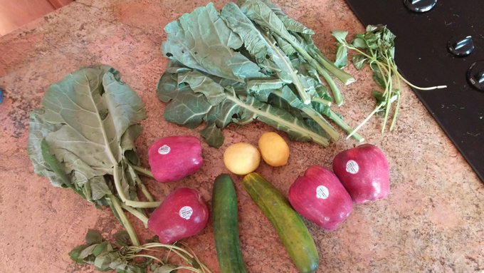 Todays juice: Collard Green, Apple, Cucumber, Lemon and Basil What are you putting in your body? #nutrition<a href="/tag/nutrition"class="tags"><span>#nutrition</span></a><a href="/tag/success"class="tags"><span>#success</span></a>
