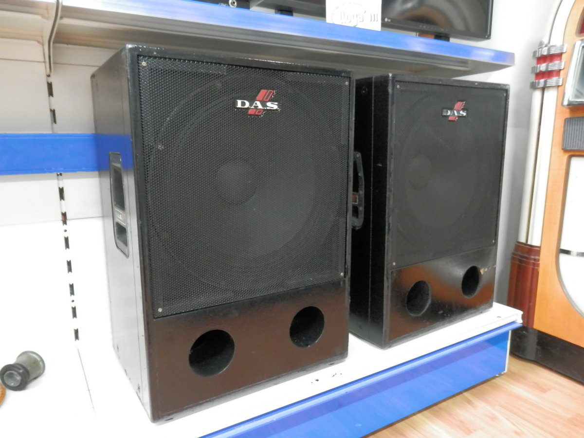 oportunitats's tweet photo. Parella de subgreus DAS Sub-18 500W RMS per 450€ https://t.co/1IpKnoHpJ9