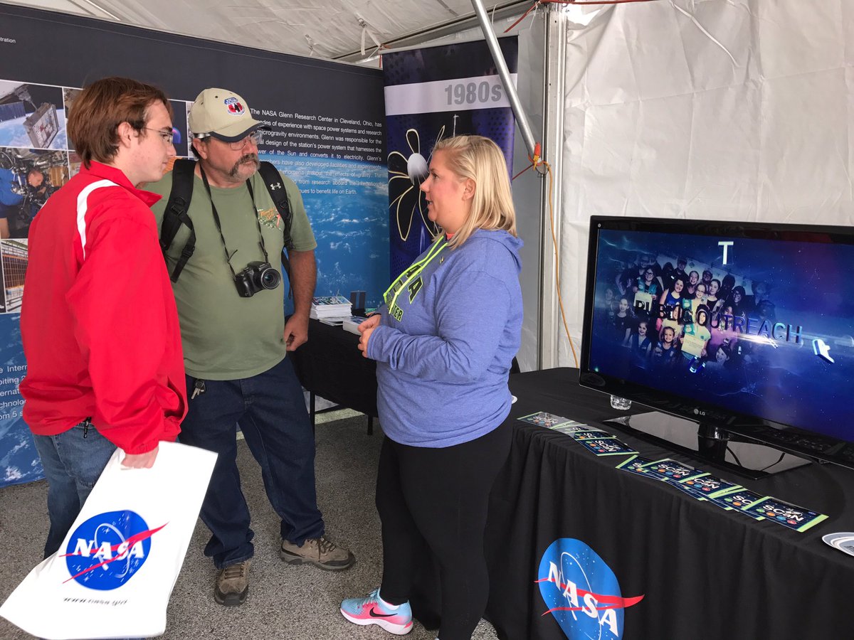 NASAglenn's tweet photo. .@cleairshow is underway! We're here with aircraft, exhibits &amp; virtual reality demos. Learn about the #JourneytoMars and #NASAAero research. https://t.co/XSsVdbS9Os